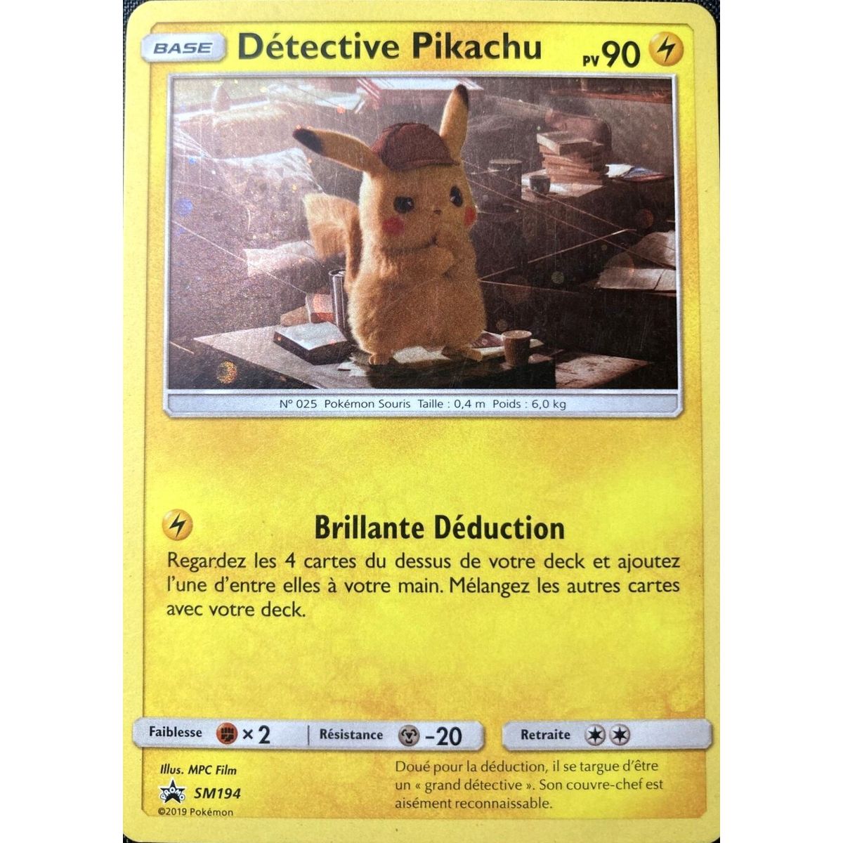 Item Detective Pikachu - Holo Rare - SM194